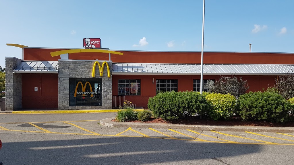 McDonalds | 160 Main St, Sussex, NB E4E 3E2, Canada | Phone: (506) 432-6677