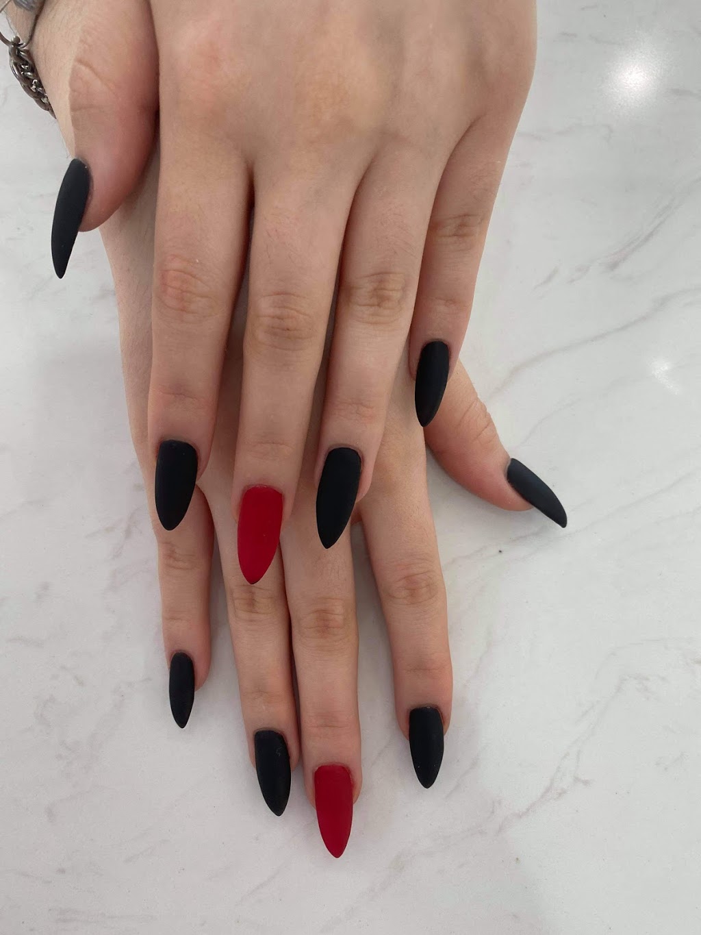 Kims Nails And Beauty Salon | 409 Brock St S, Whitby, ON L1N 4K5, Canada | Phone: (905) 665-6235