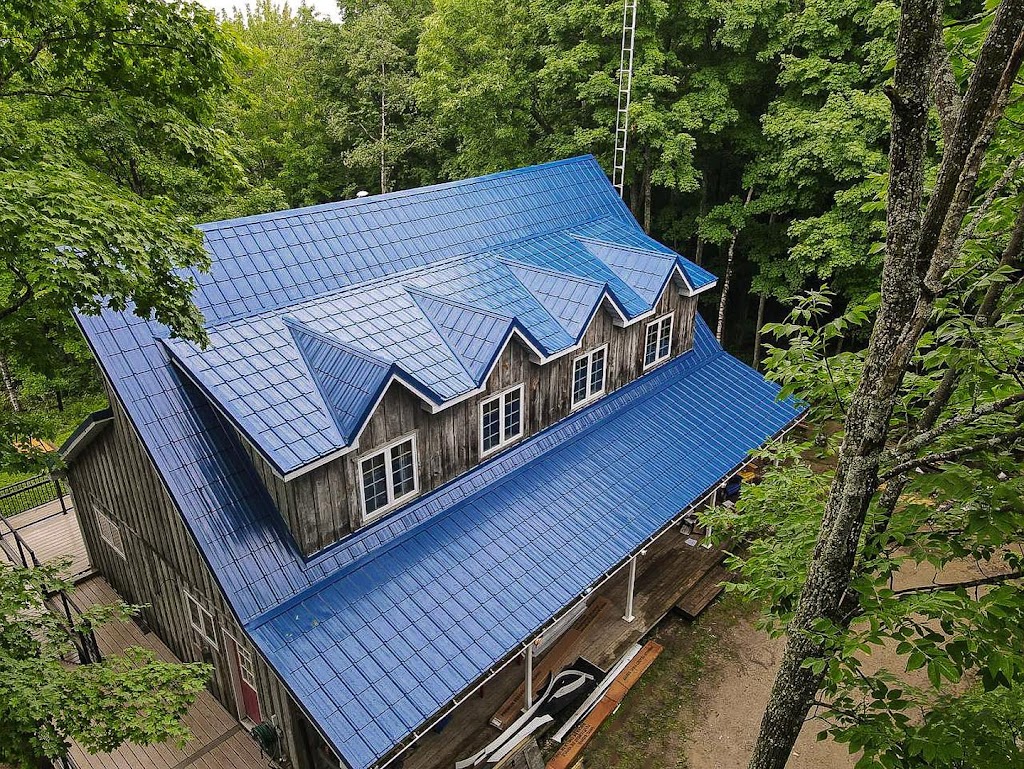 Sapphire Roofing Richmond Hill | 551 16th Ave, Richmond Hill, ON L4C 7A7, Canada | Phone: (647) 660-4840