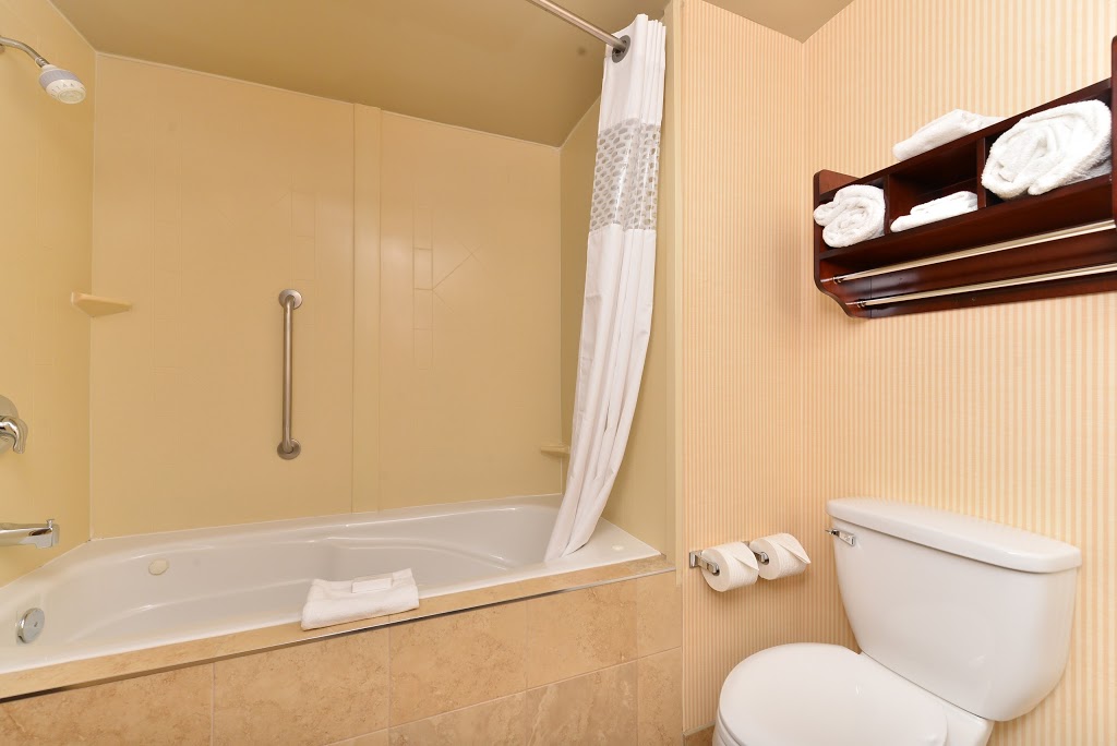 Hampton Inn & Suites by Hilton Edmonton International Airport | 3916 84 Ave, Leduc, AB T9E 8M6, Canada | Phone: (780) 980-9775