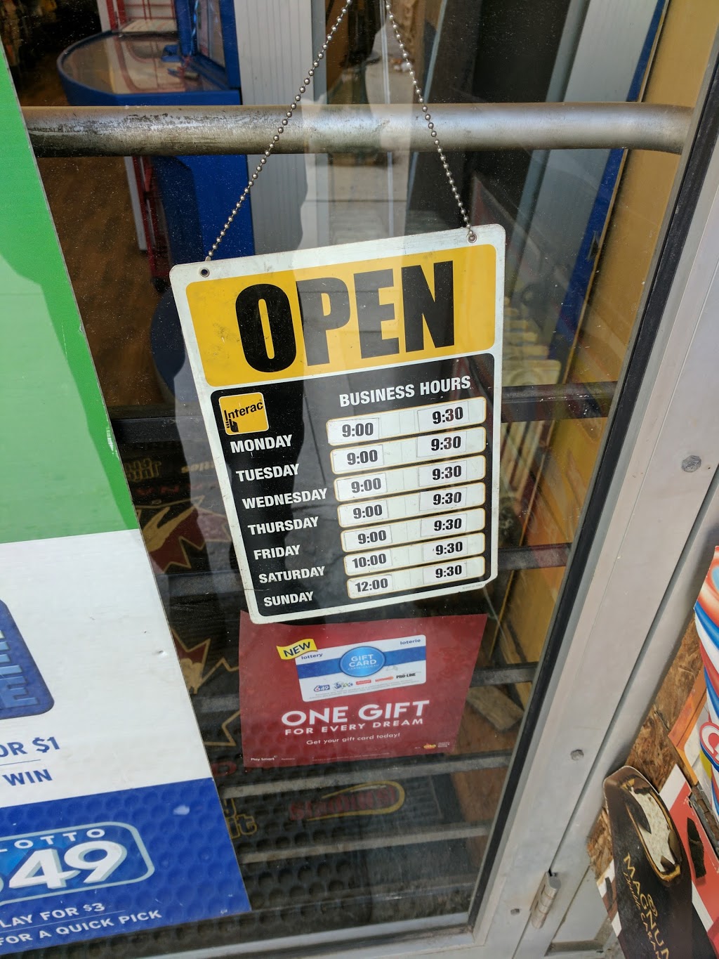 York Variety | 2675 Eglinton Ave W, York, ON M6M 1T8, Canada | Phone: (416) 656-6311