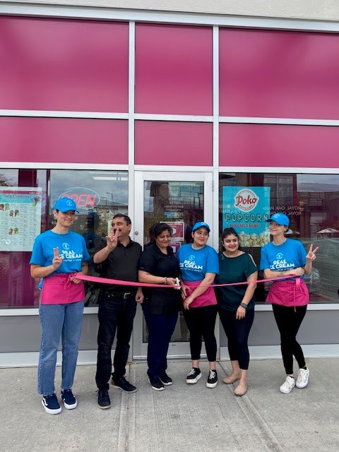Marble Slab Creamery | Royal Oak Centre, 8650 112 Ave NW #2114, Calgary, AB T3R 0R5, Canada | Phone: (403) 764-5512