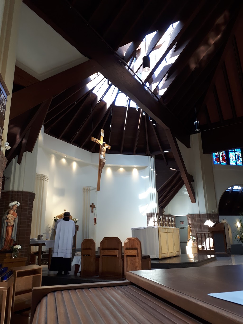 St. Josephs Catholic Church | 20676 Fraser Hwy, Langley City, BC V3A 4G5, Canada | Phone: (604) 534-3303