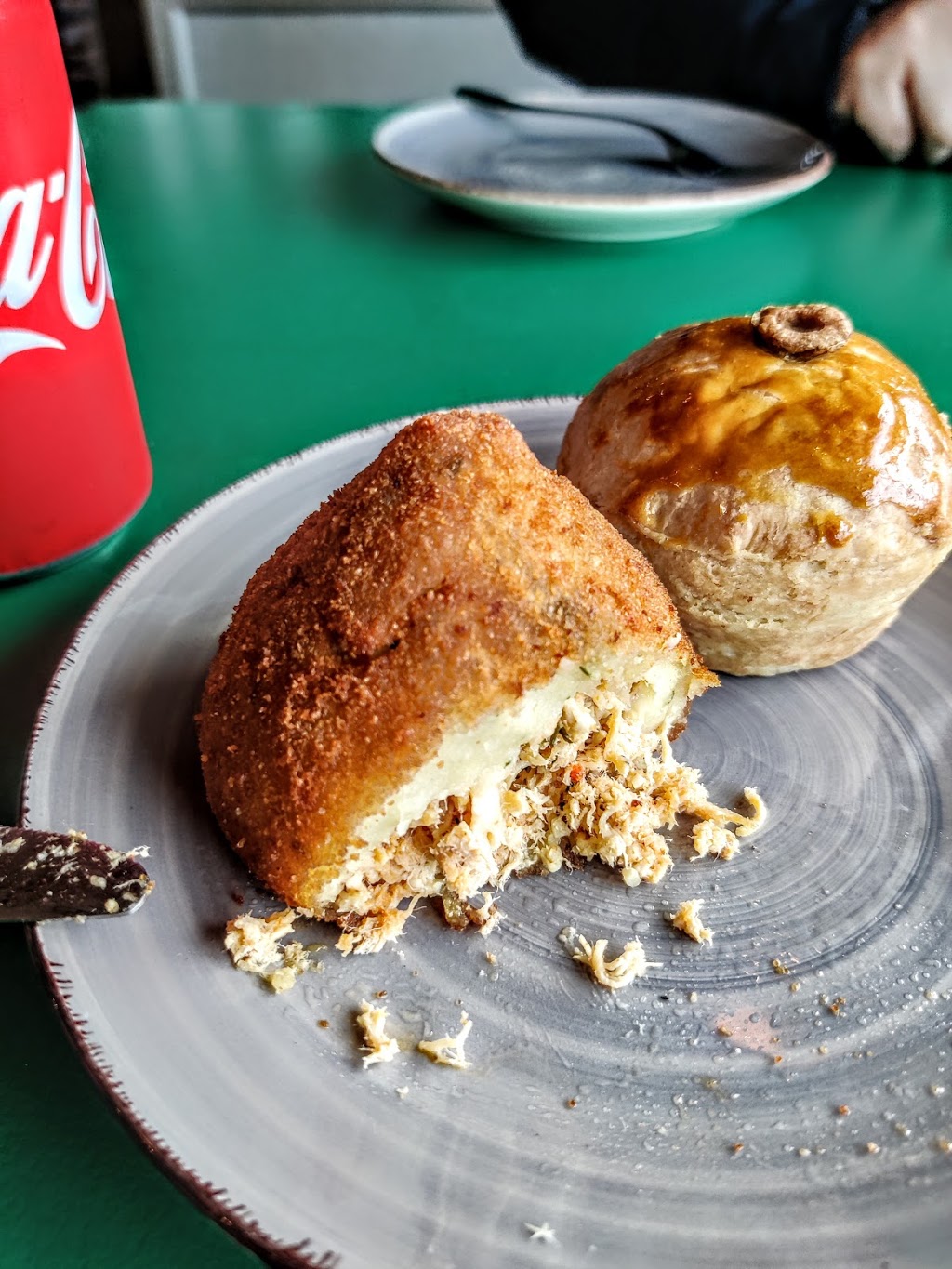 Cafeoca Brazilian Bistro | 4092 Hastings St, Burnaby, BC V5C 2H9, Canada | Phone: (604) 563-4011