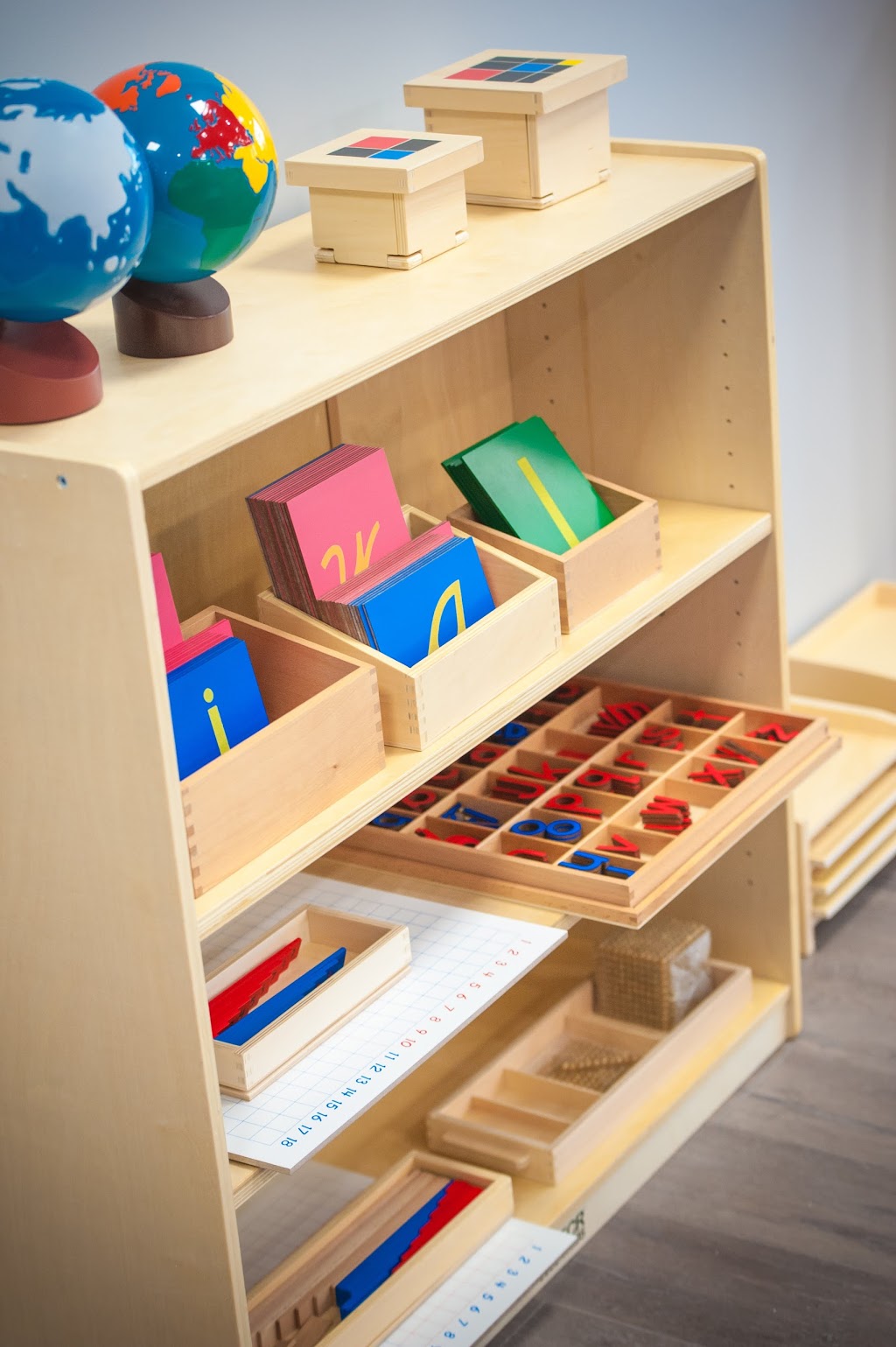 iExplorers Montessori | 11640 Sarcee Trail NW, Calgary, AB T3R 0A1, Canada | Phone: (587) 917-5554