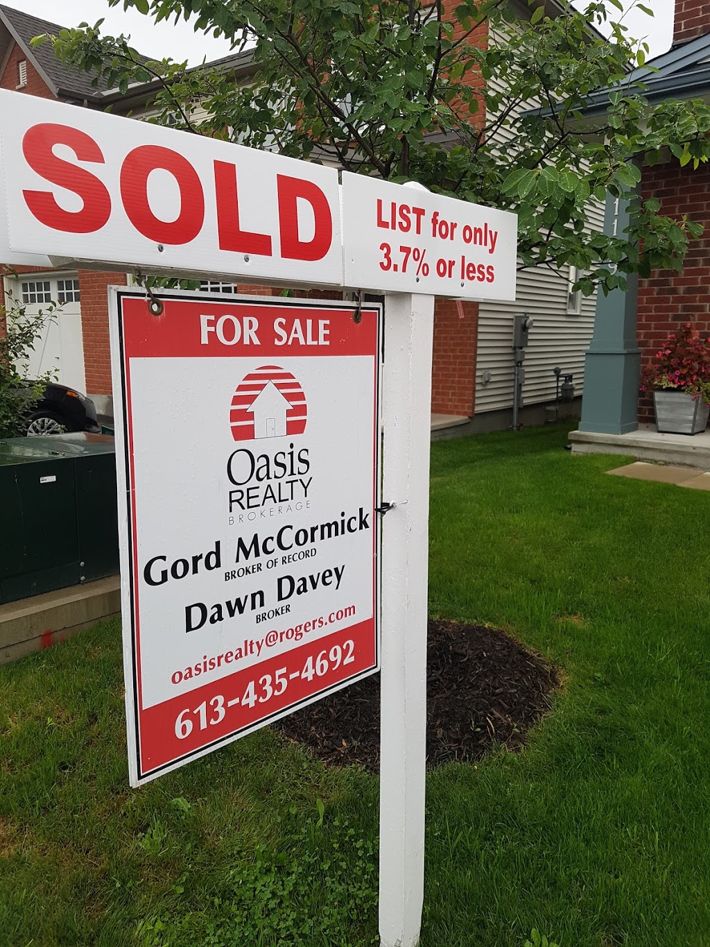 Oasis Realty Brokerage | 243 Mojave Crescent, Stittsville, ON K2S 0H6, Canada | Phone: (613) 435-4692
