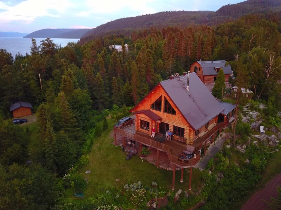 Gîte Le Fjord dAnimich | 9344 Chem. de la Batture, La Baie, QC G7B 3P6, Canada | Phone: (418) 306-5766