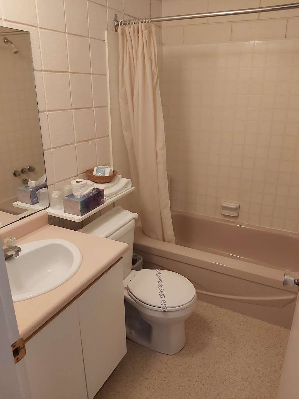 Best Continental Motel | 860 Fraser Ave, Hope, BC V0X 1L0, Canada | Phone: (604) 869-9726