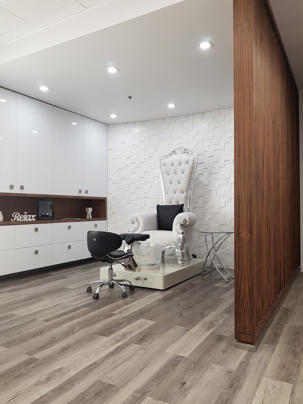 Monica’s Beauty Care Inc. | 1560 Yonge St. Delisle Court, Suite 240, Second Floor, Toronto, ON M4T 2S9, Canada | Phone: (416) 910-6282