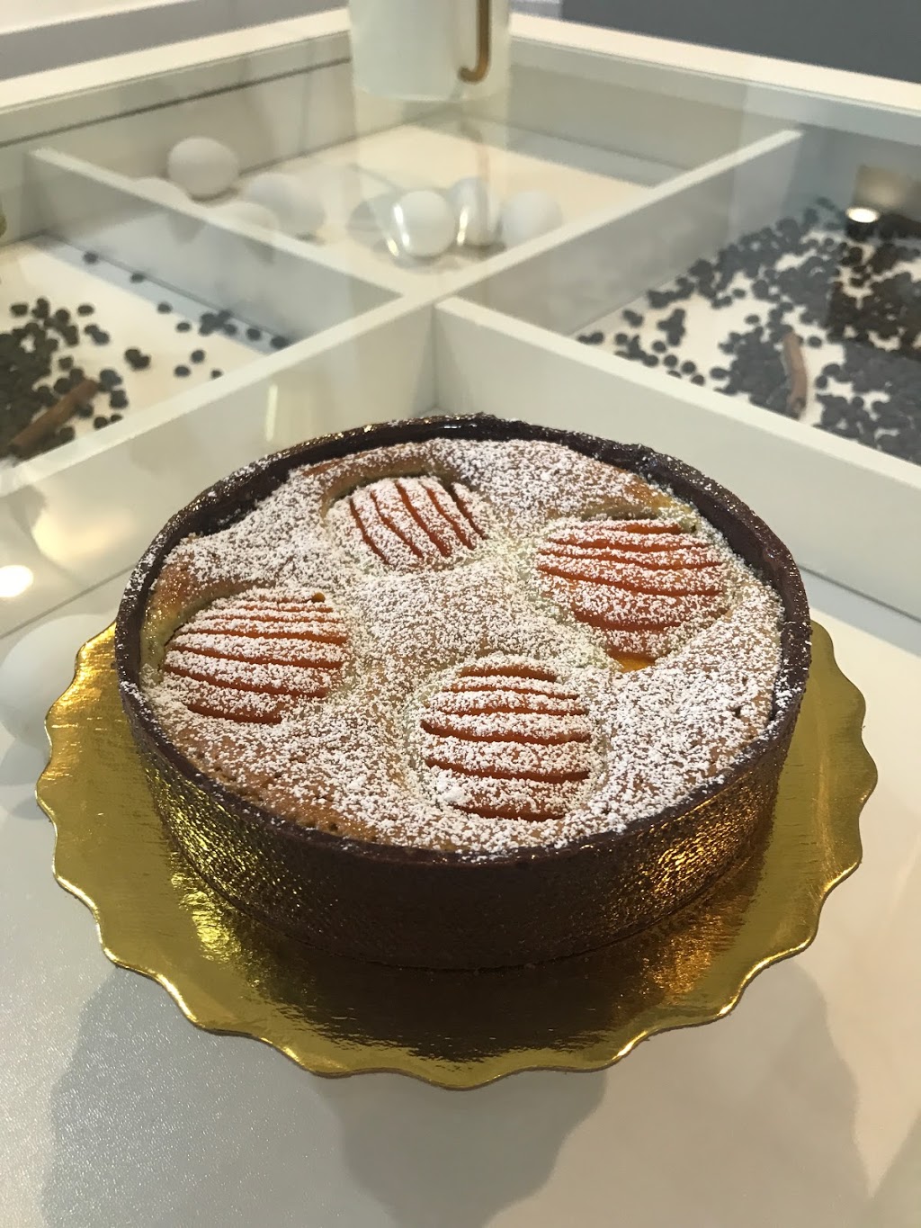 GOLD CHERRY BAKERY | 233 Lakeshore Rd E, Mississauga, ON L5G 1G8, Canada | Phone: (905) 274-2253