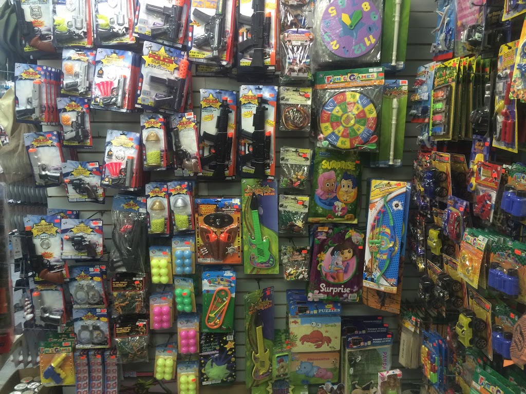 Super Dollar Plus | 333 Victoria St N, Tweed, ON K0K 3J0, Canada | Phone: (613) 478-9811