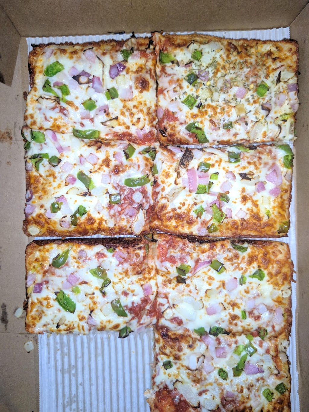 Little Caesars Pizza | 452 Rathburn Rd, Etobicoke, ON M9C 3S8, Canada | Phone: (416) 622-0777