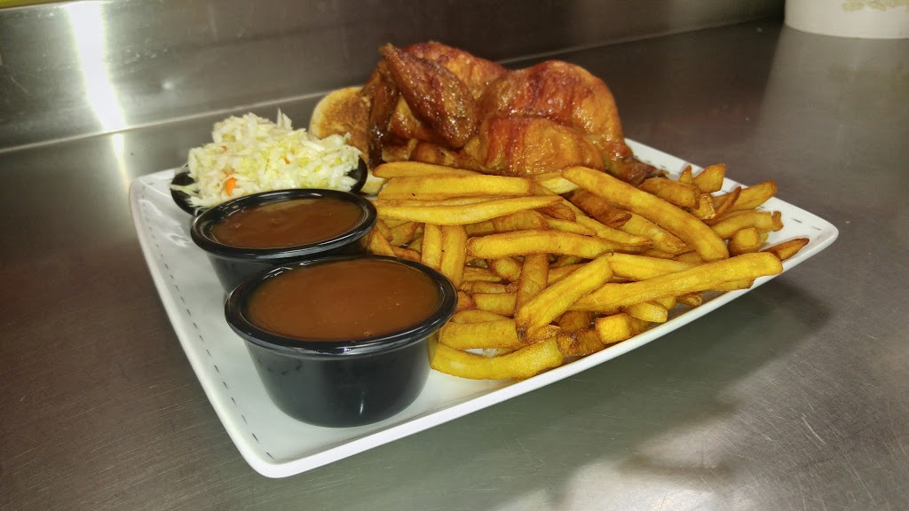 Coq O Bec | 9051 Route Sir Wilfrid Laurier, Mirabel, QC J7N 1L6, Canada | Phone: (450) 412-1235