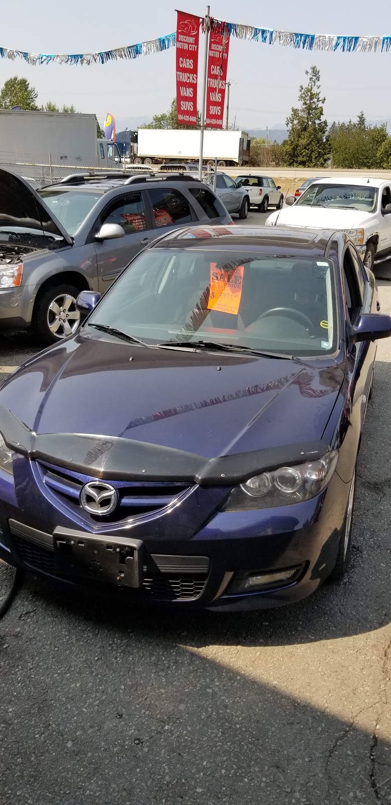Discount Motor City Ltd. Used Car Dealership, Surrey BC | 12882 King George Blvd, Surrey, BC V3T 2S9, Canada | Phone: (604) 628-0400