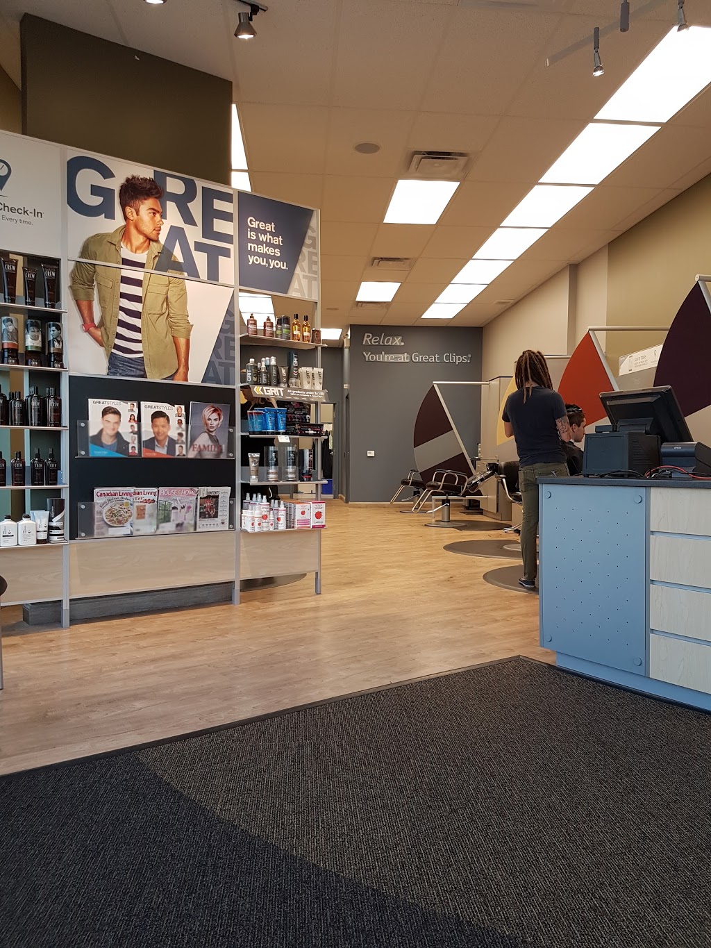Great Clips | 547 Cundles Rd E Unit 6, Barrie, ON L4M 0G9, Canada | Phone: (705) 737-4030