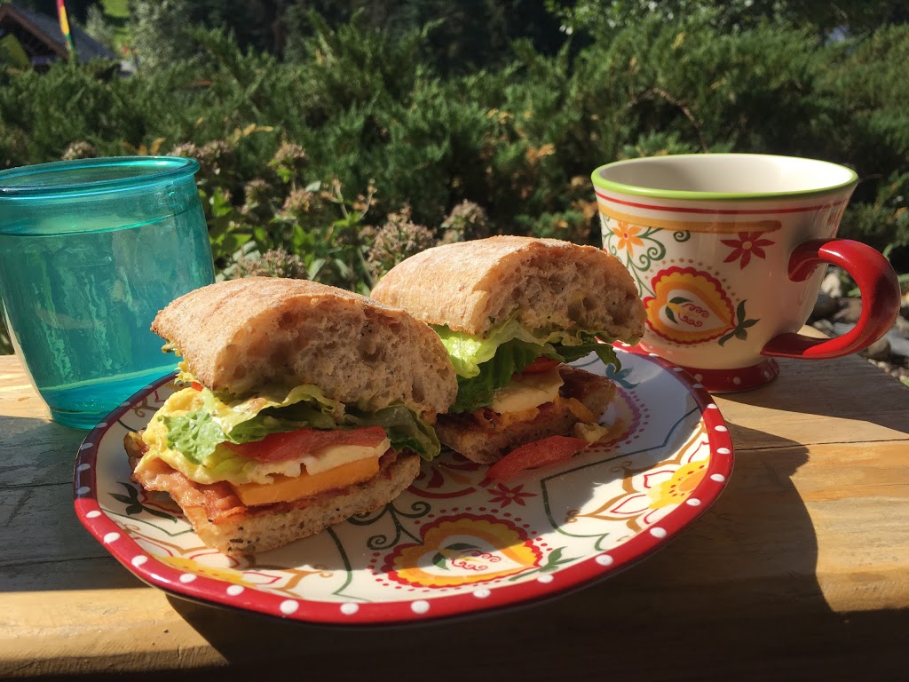 Bolacco Café | 3160 Creekside Way, Sun Peaks, BC V0E 5N0, Canada | Phone: (250) 578-7588