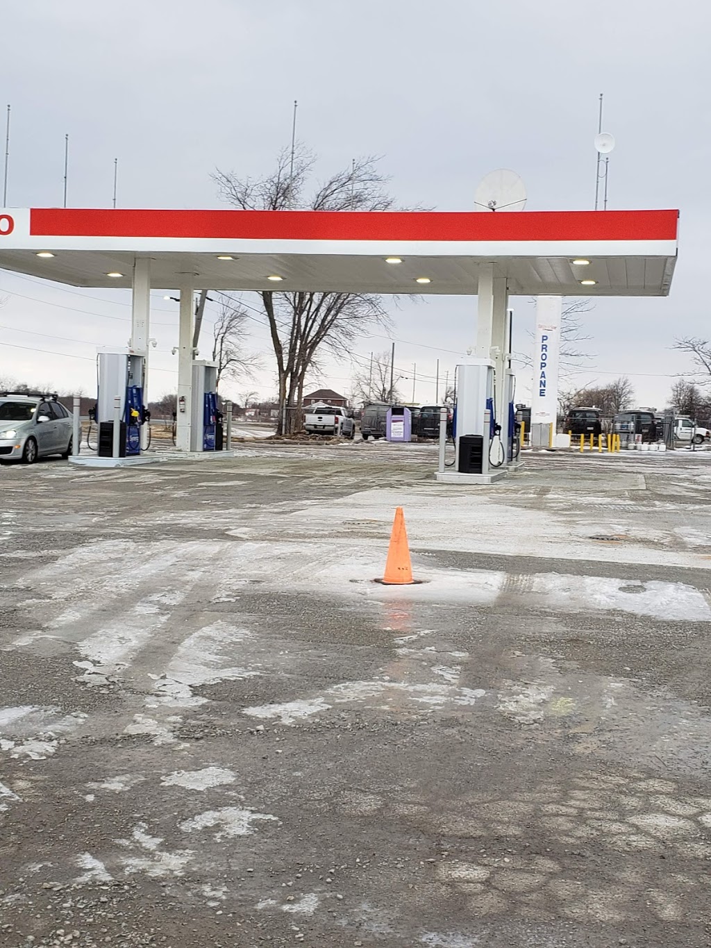 Esso | RR 1, Jarvis, ON N0A 1J0, Canada | Phone: (519) 587-2330