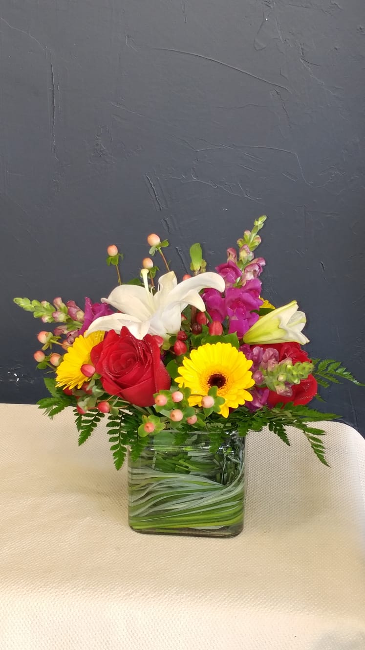 Select Flowers | 23-2425 Truscott Dr, Mississauga, ON L5J 2B4, Canada | Phone: (905) 822-1476