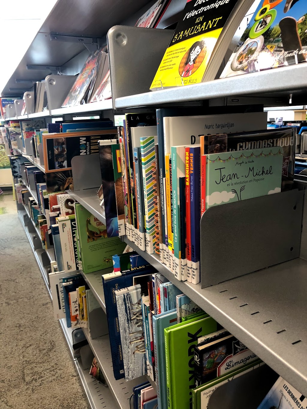 Vellore Village Library | 1 Villa Royale Ave, Woodbridge, ON L4H 2Z7, Canada | Phone: (905) 653-7323