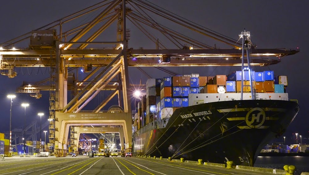 FedEx Trade Networks Transport & Brokerage, Inc. | CBA Complex, Blue Water Bridge Corporate Centre, 1555 Venetian Blvd Suite 207, Room 315, Point Edward, ON N7T 0A9, Canada | Phone: (519) 383-6445