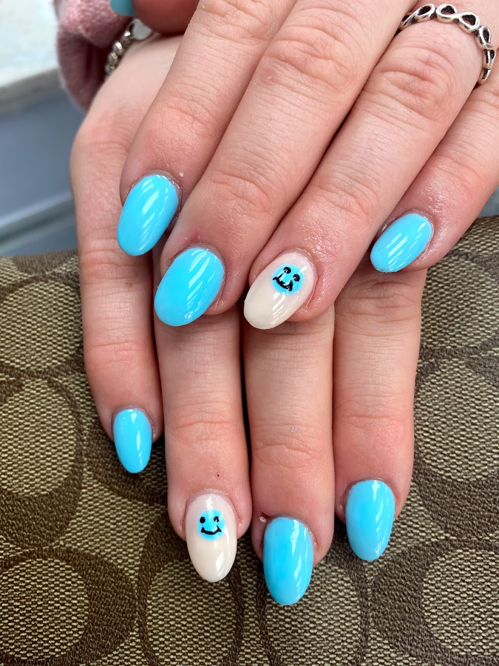 Star Nails | 209 Glenridge Ave, St. Catharines, ON L2T 3J6, Canada | Phone: (289) 362-1748