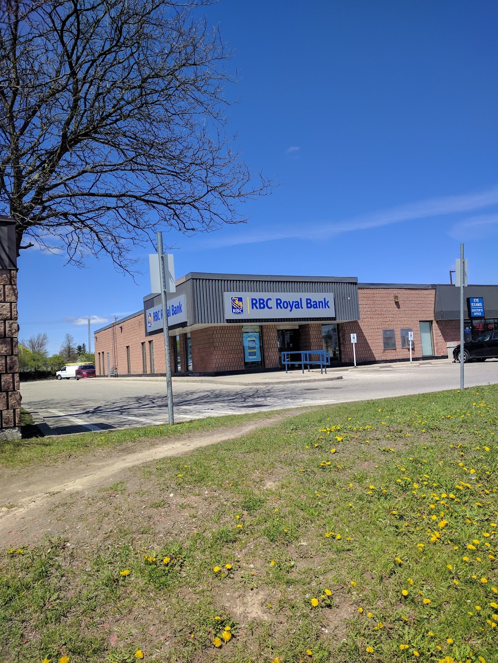 RBC Royal Bank | 600 Fairway Rd S, Kitchener, ON N2C 1X3, Canada | Phone: (519) 894-2100