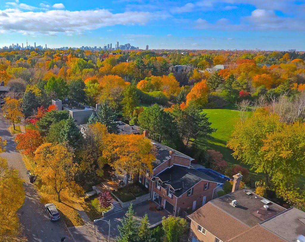 First Class Drones | 317 Adelaide St W #1001, Toronto, ON M5V 1P9, Canada | Phone: (647) 309-3044