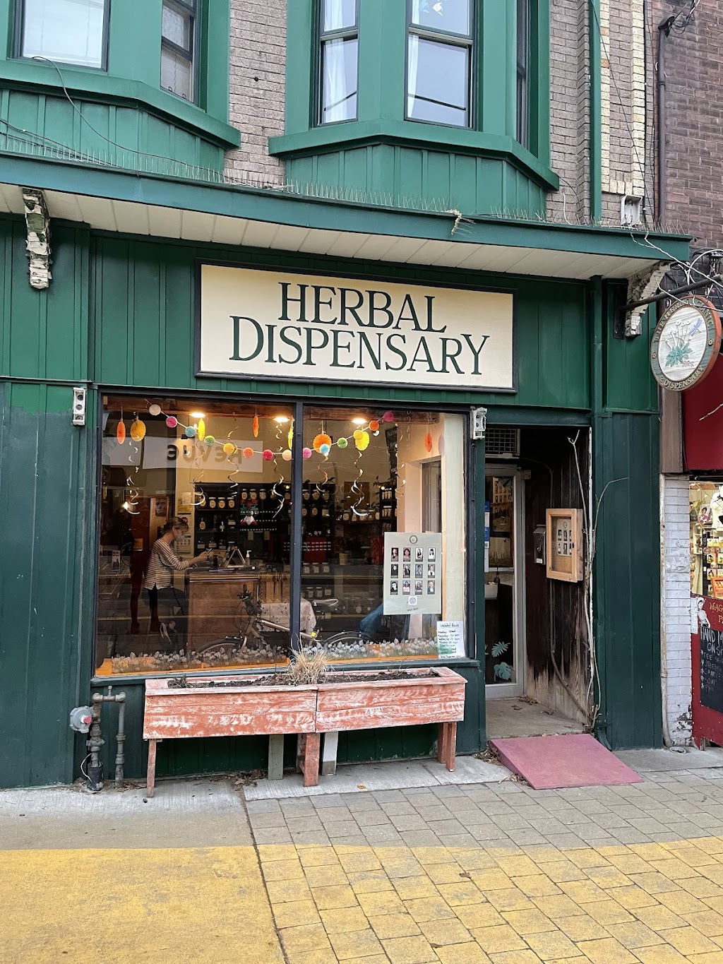 NightHawk Medicine | 409 Roncesvalles Ave, Toronto, ON M6R 2N1, Canada | Phone: (647) 707-7384