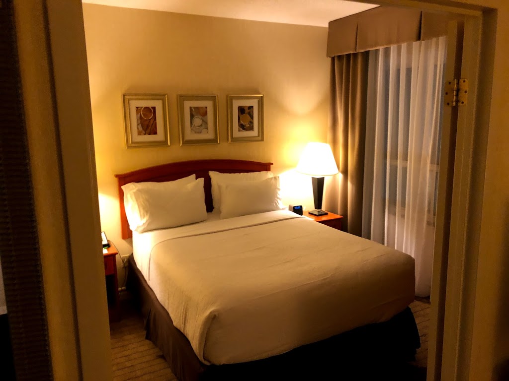 Holiday Inn & Suites | 101 Kanata Ave, Kanata, ON K2T 1E6, Canada | Phone: (613) 271-3057