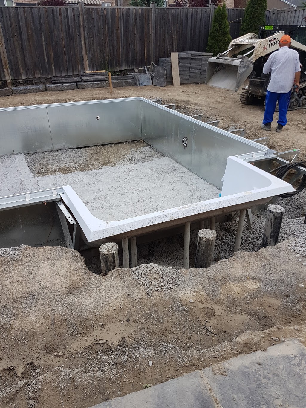 alan kuzmich park | 143 West Park Ave, Bradford, ON L3Z 0B7, Canada