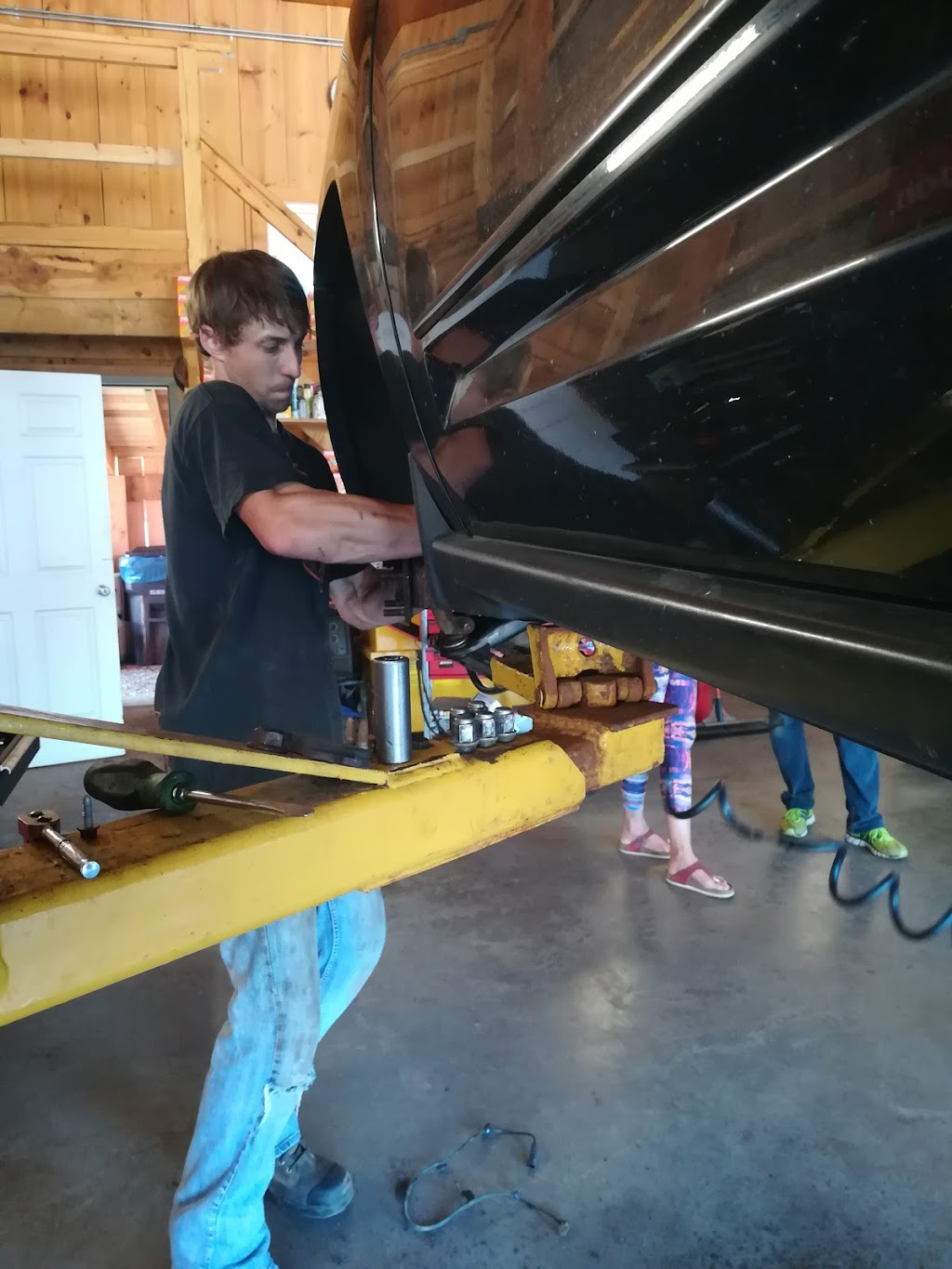 Lennartz Automotive | 10689 Round Lake Rd, Pembroke, ON K8A 0K7, Canada | Phone: (613) 732-1777