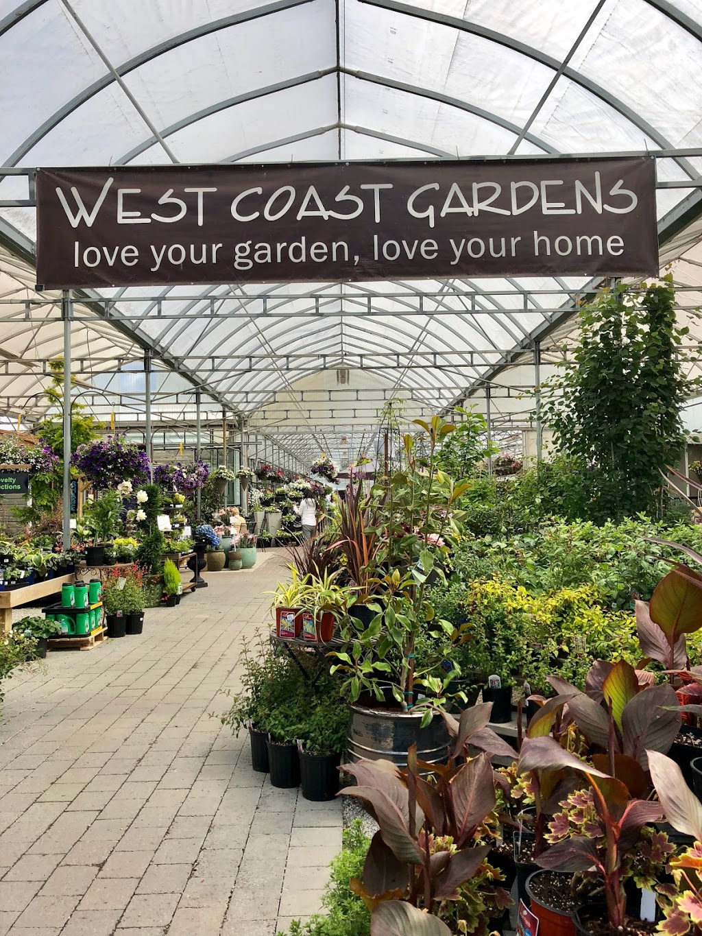 West Coast Gardens | 1420 172 St, Surrey, BC V3Z 9M6, Canada | Phone: (604) 541-1117