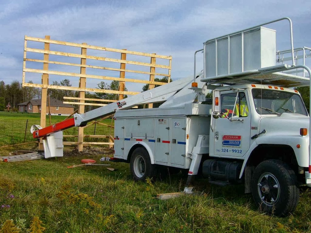 SUPERIOR SIGNS INC | 1785 Peniel Rd, Lindsay, ON K9V 4R1, Canada | Phone: (705) 324-9932