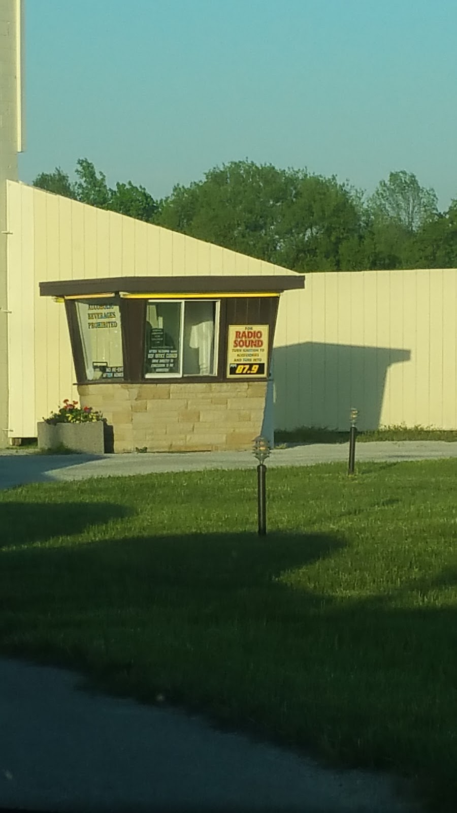 Hanover Drive-In Theatre | 033277 County Rd 28, Hanover, ON N4N 1N7, Canada | Phone: (519) 364-2066