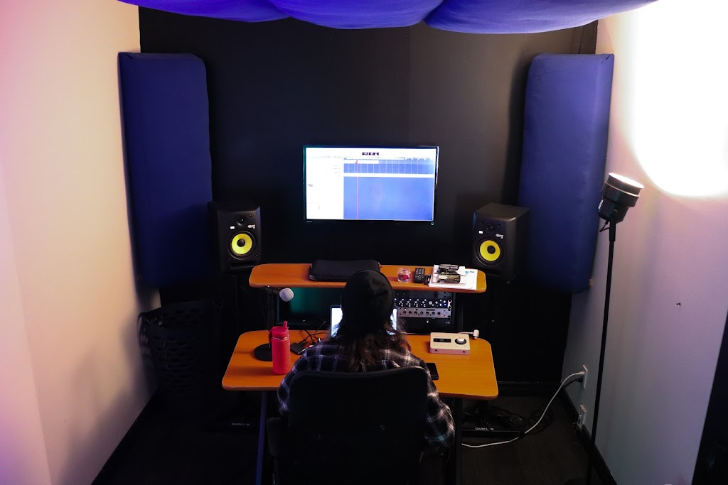 Soluté Records | 2020 Rue Fortier, Jonquière, QC G7X 4K4, Canada | Phone: (418) 820-6834
