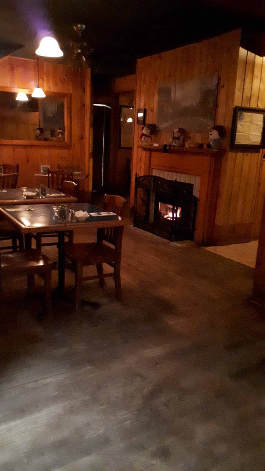 BJ Restaurant | 118 Rue Church, Gatineau, QC J8L 1P1, Canada | Phone: (819) 986-9161