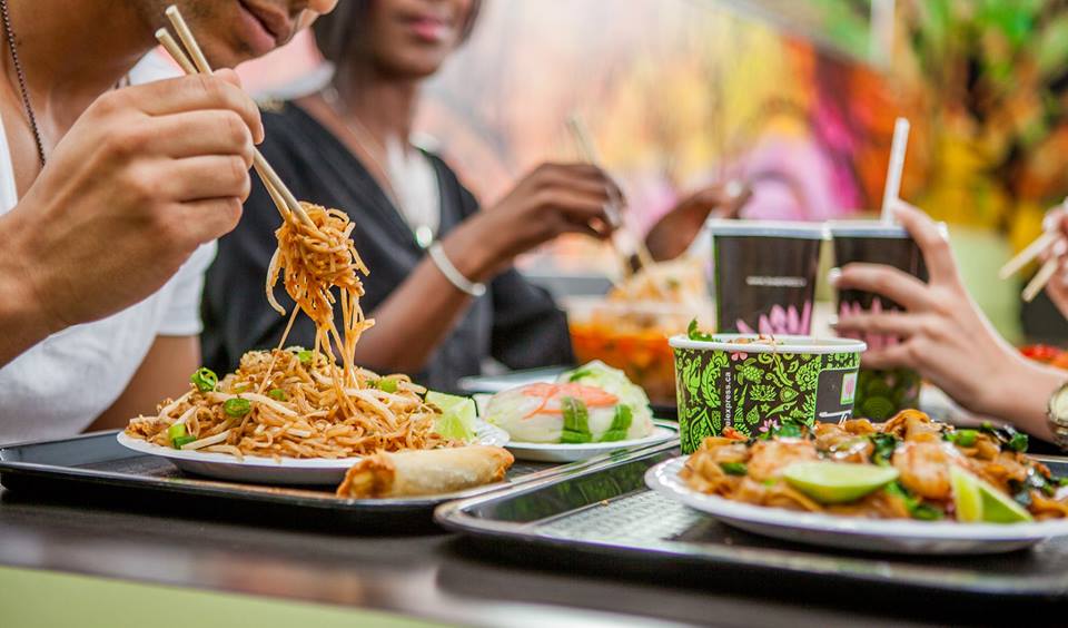 Thai Express Restaurant Montréal | 3009 Rue Notre Dame O, Montréal, QC H4C 1N9, Canada | Phone: (514) 544-3014