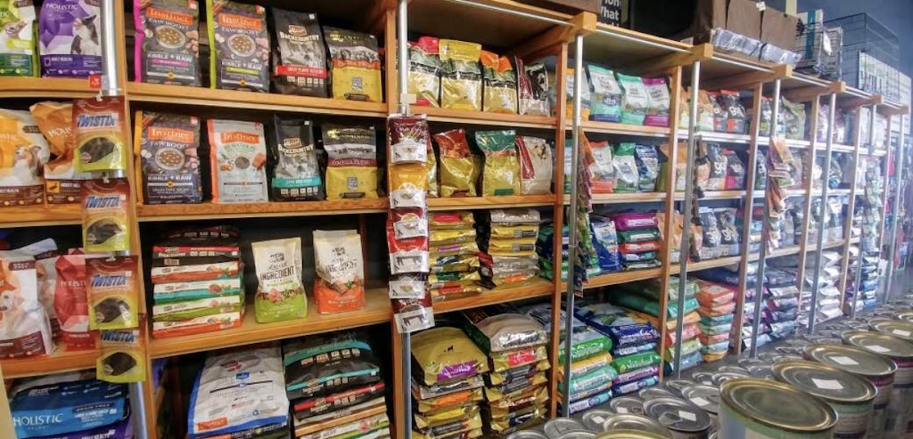Pet Planet Currents of Windermere | 5148 Windermere Blvd, Edmonton, AB T6W 0L9, Canada | Phone: (780) 433-1266