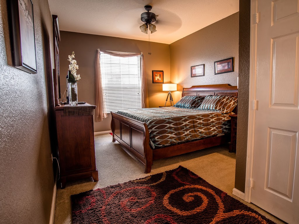 Windsorpalmsrentals | 70 Kildonan Crescent, Waterdown, ON L8B 0P8, Canada | Phone: (289) 253-8114
