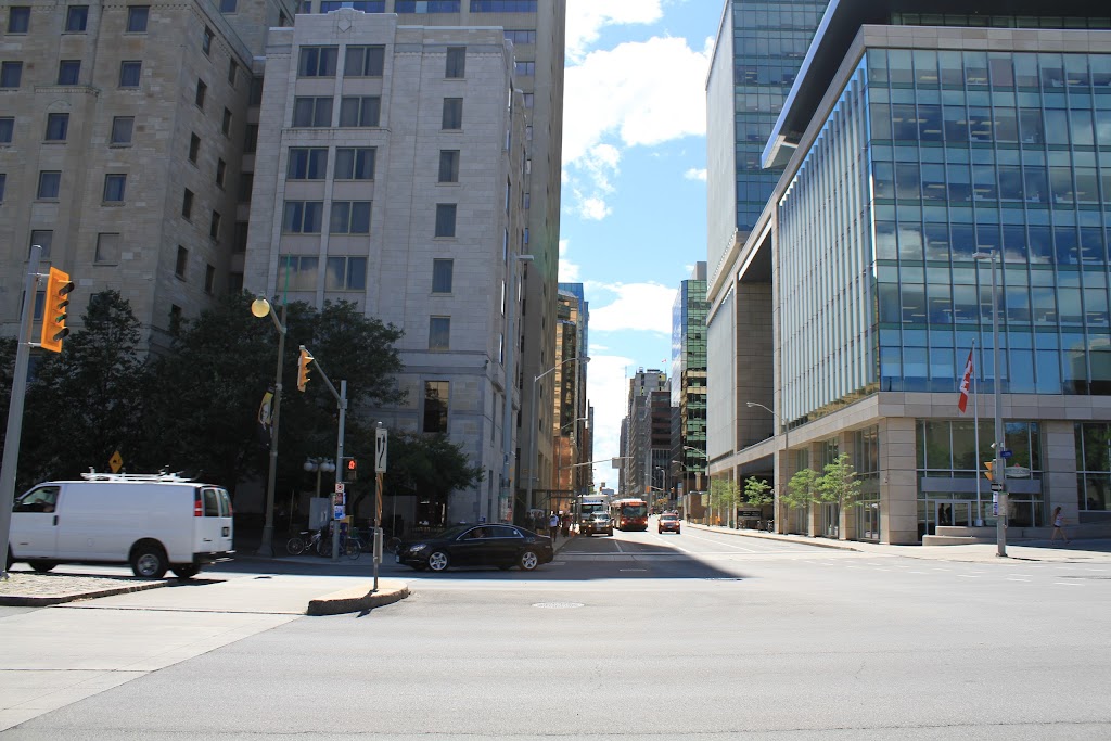 BMO Bank of Montreal | 90 Elgin St #6, Ottawa, ON K1P 0C6, Canada | Phone: (613) 564-6037