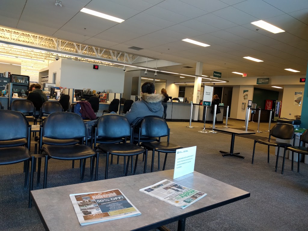Manitoba Public Insurance 15 Barnes St Winnipeg Mb R3t 2h9 Canada