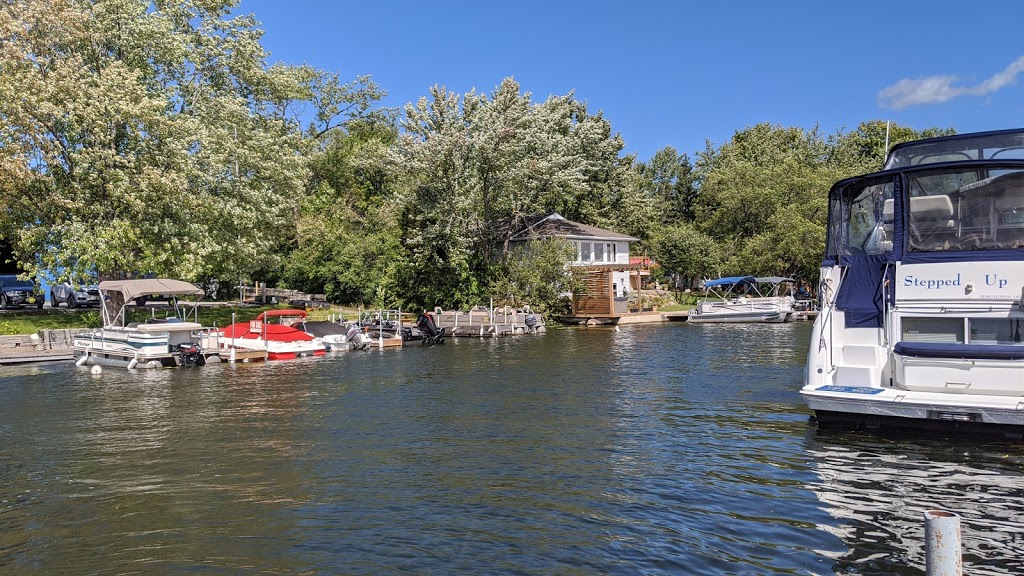 Centre Point Marina | 394 Front St W, Bobcaygeon, ON K0M 1A0, Canada | Phone: (705) 738-3463