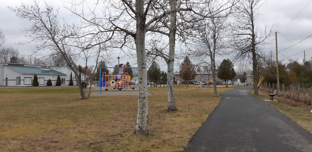 Hemmingford Recreation Centre | 550 Av. Goyette, Hemmingford, QC J0L 1H0, Canada | Phone: (514) 923-3310