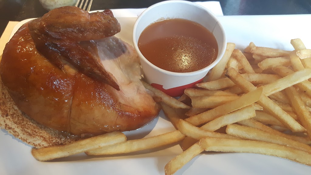 St-Hubert Express | 205 Chemin des Poirier, Montmagny, QC G5V 3X7, Canada | Phone: (418) 241-2104