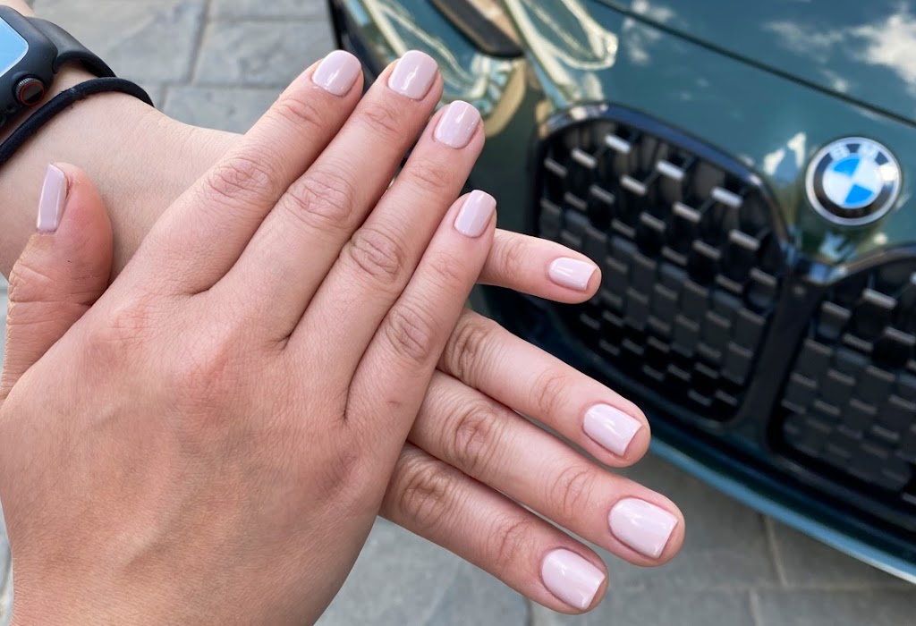 Q Nails - Rabbit Hill | 5009 Mullen Rd, Edmonton, AB T6R 0S7, Canada | Phone: (825) 202-7789