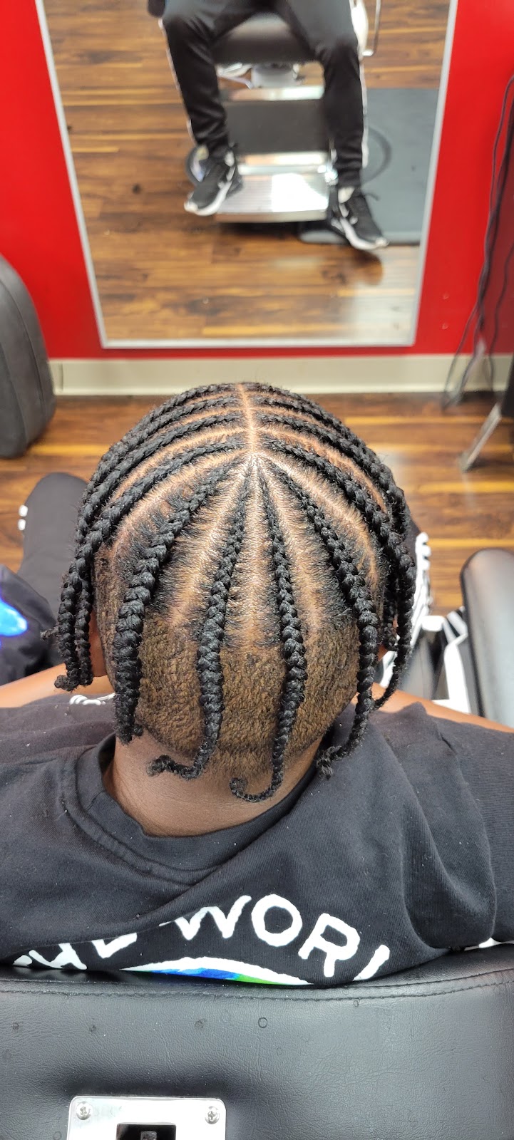 Sammys Braids | 1121 Dundas St E, Whitby, ON L1N 2K4, Canada | Phone: (705) 917-0042