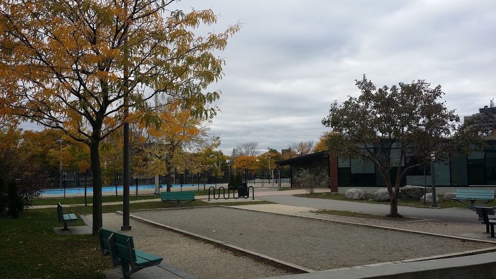 Parc Painter | 260 Rue Marcotte, Saint-Laurent, QC H4N 1A5, Canada | Phone: (514) 887-6042