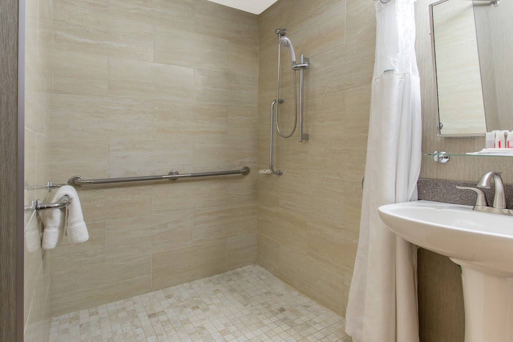 Canmore Inn & Suites | 1402 Bow Valley Trail, Canmore, AB T1W 1N5, Canada | Phone: (403) 609-4656