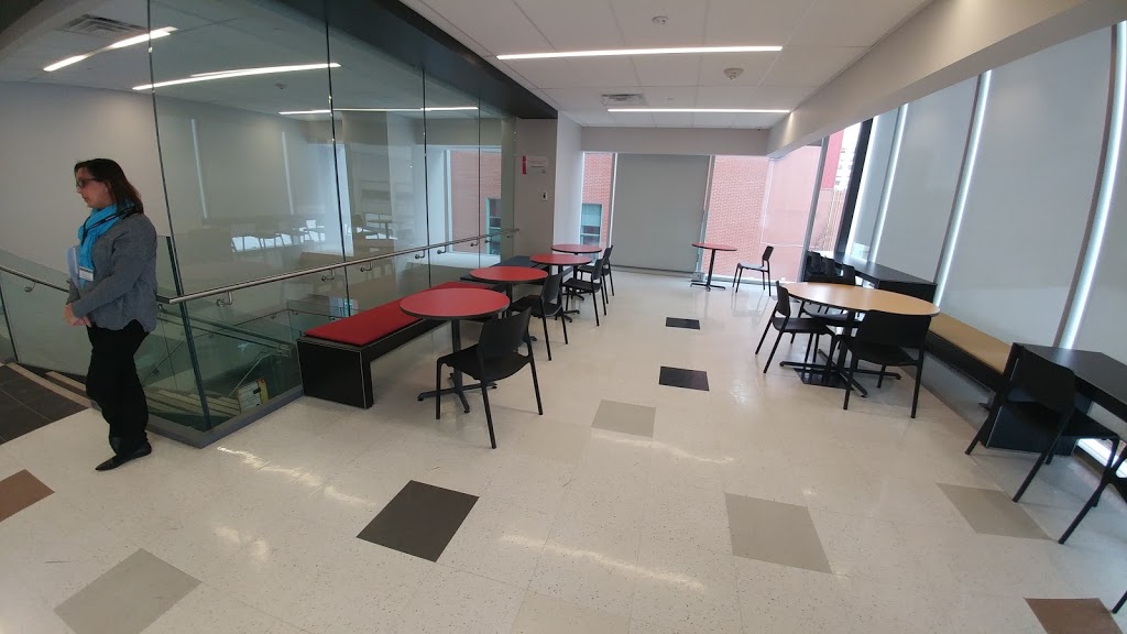 Fanshawe College - School of Digital and Performing Arts | 137 Dundas St, London, ON N6A 1E9, Canada | Phone: (519) 452-4277