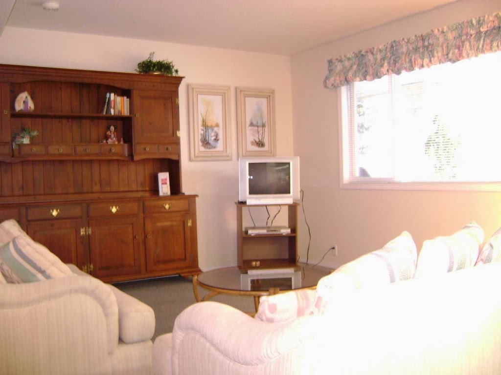 Westaways WaterWalk Bed & Breakfast | 3904 Beach Ave, Peachland, BC V0H 1X1, Canada | Phone: (250) 718-4633